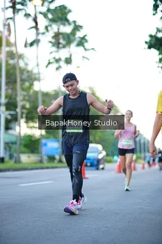 Runner Photo 1527303