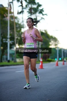 Runner Photo 1527304