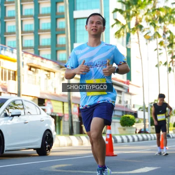 Runner Photo 1527350