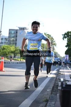 Runner Photo 1528430
