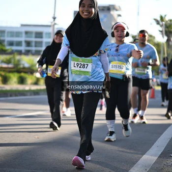 Runner Photo 1528548