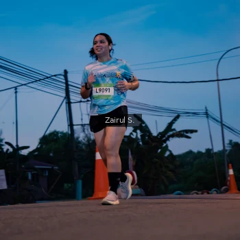 Runner Photo 1528756