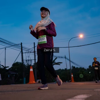 Runner Photo 1528766