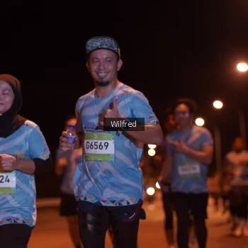 Runner Photo 1528780