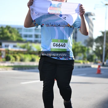 Runner Photo 1528832