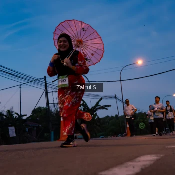 Runner Photo 1528835