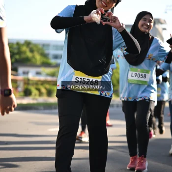 Runner Photo 1528836