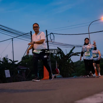 Runner Photo 1528844
