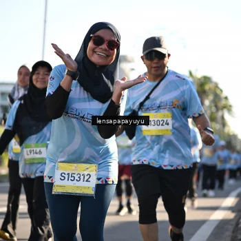Runner Photo 1528853