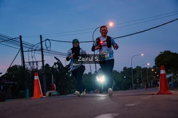 Runner Photo 1528924