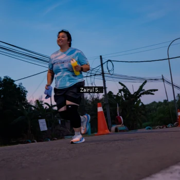 Runner Photo 1528929