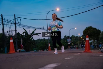 Runner Photo 1528931