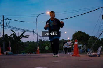 Runner Photo 1528939