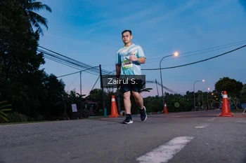 Runner Photo 1528962