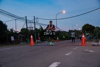 Runner Photo 1528981