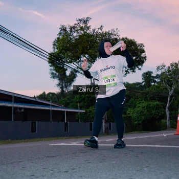 Runner Photo 1529073