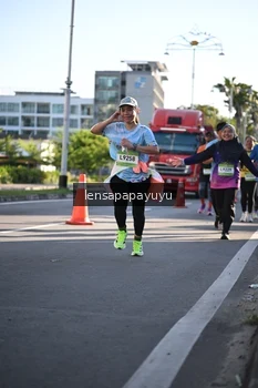 Runner Photo 1529098