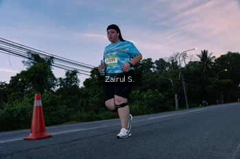 Runner Photo 1529222