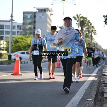 Runner Photo 1529280