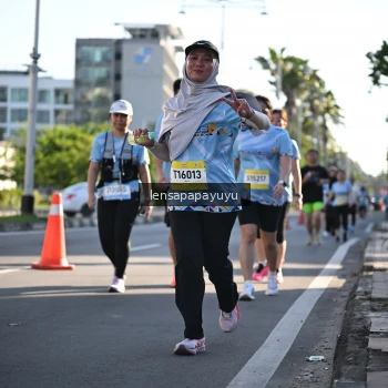 Runner Photo 1529298