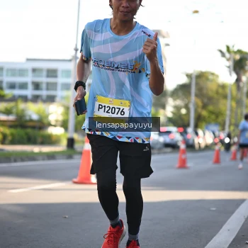 Runner Photo 1529319