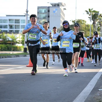 Runner Photo 1529505