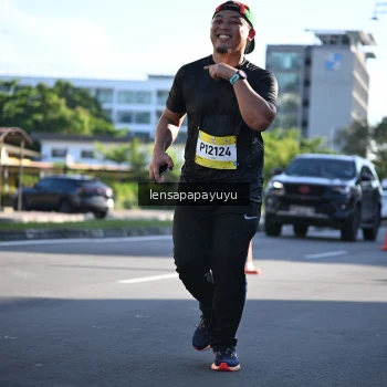 Runner Photo 1529537