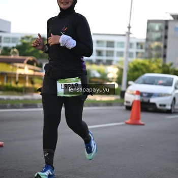 Runner Photo 1529548