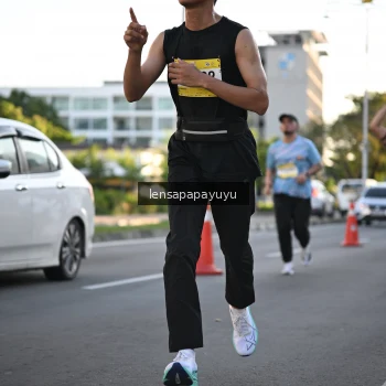 Runner Photo 1529558