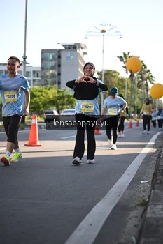 Runner Photo 1529653