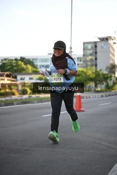 Runner Photo 1529718