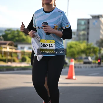 Runner Photo 1529816