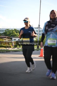 Runner Photo 1529850