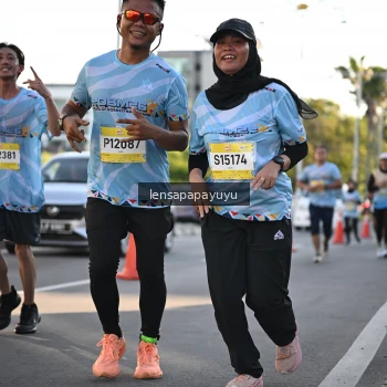 Runner Photo 1529942