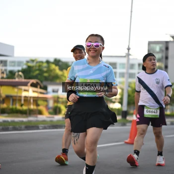 Runner Photo 1529991