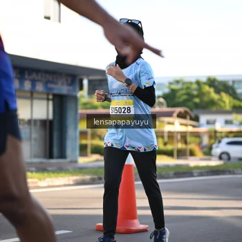Runner Photo 1530001