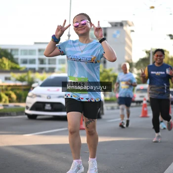 Runner Photo 1530019