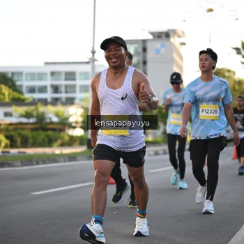 Runner Photo 1530067
