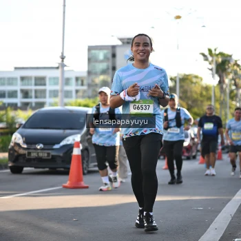 Runner Photo 1530068