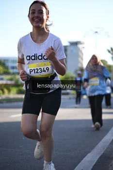 Runner Photo 1530181