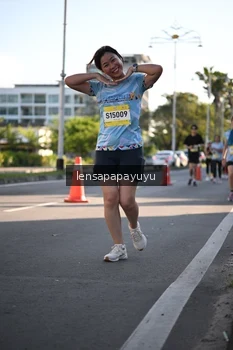 Runner Photo 1530365