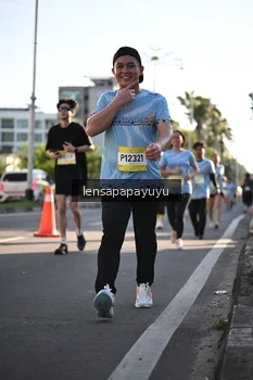 Runner Photo 1530402