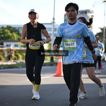 Runner Photo 1530407