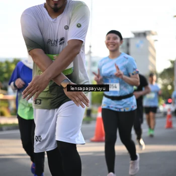 Runner Photo 1530541