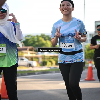 Runner Photo 1530543