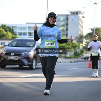 Runner Photo 1530705