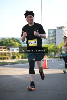 Runner Photo 1531116