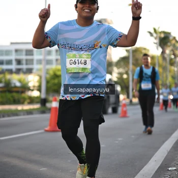 Runner Photo 1531189
