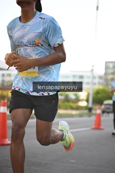Runner Photo 1532241