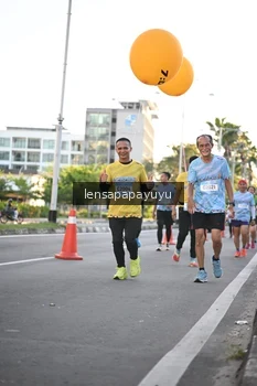 Runner Photo 1532395